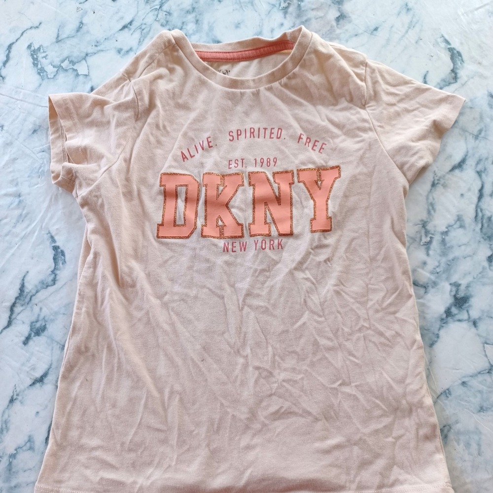 DKNY Graphic T-Shirt Kids Size 12 Peach Glitter Logo Short Sleeve New York Top
